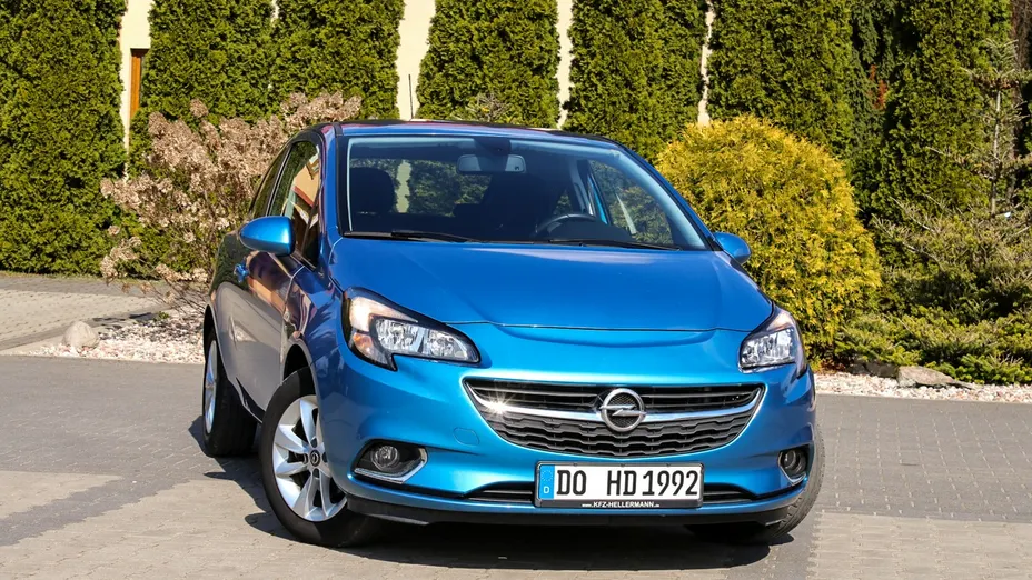 OPEL Corsa -