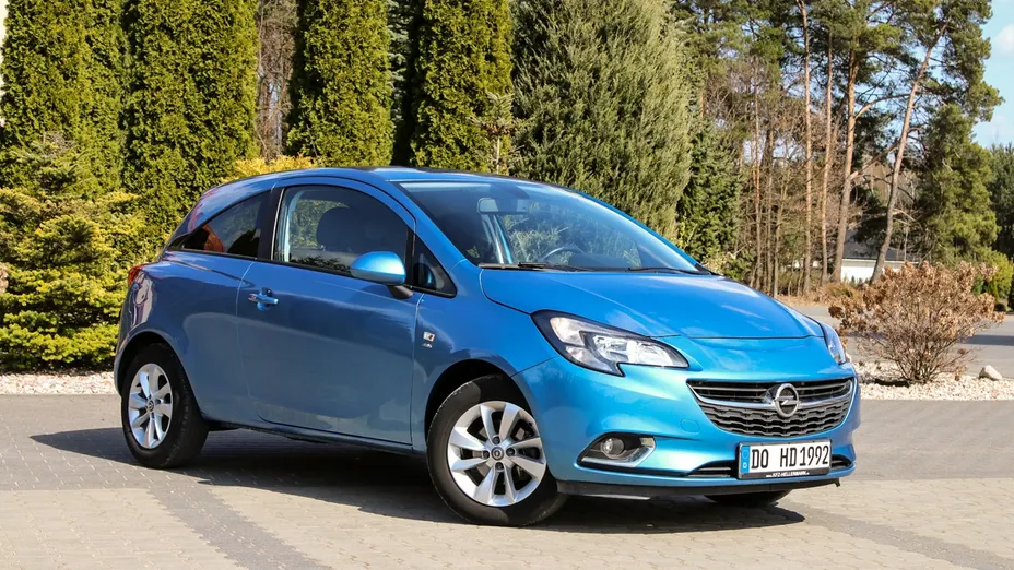 OPEL Corsa -