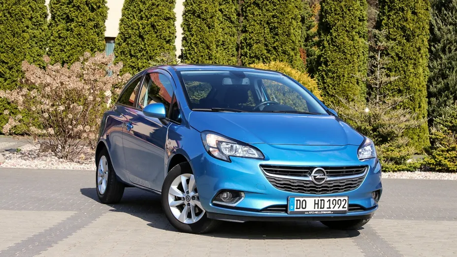 OPEL Corsa -