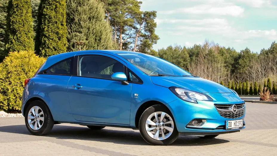 OPEL Corsa -