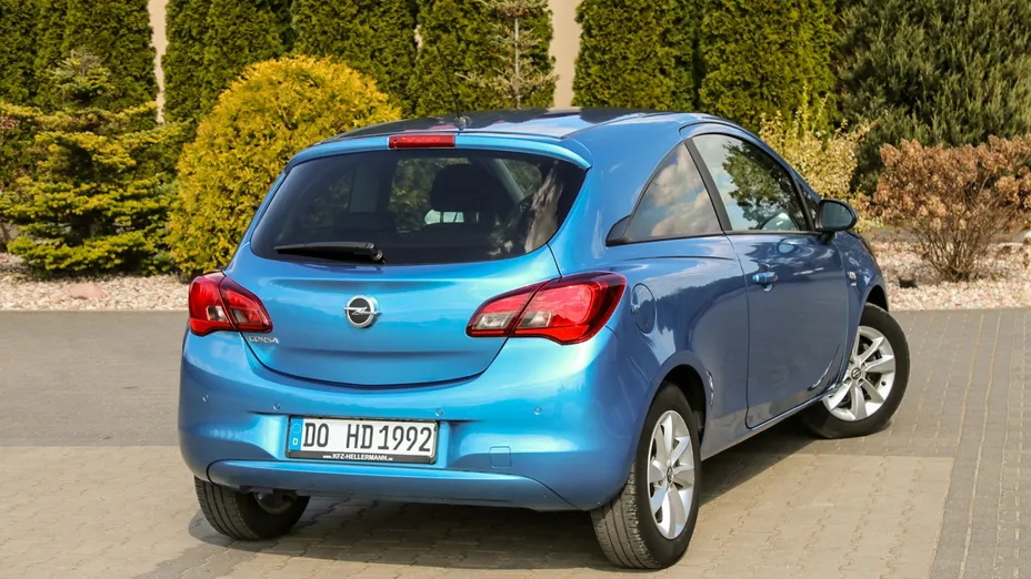OPEL Corsa -