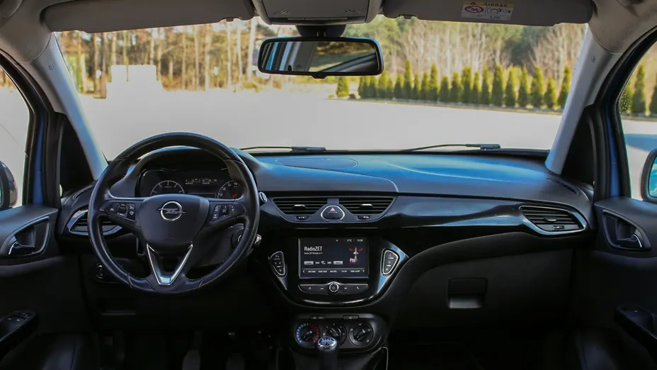 OPEL Corsa -