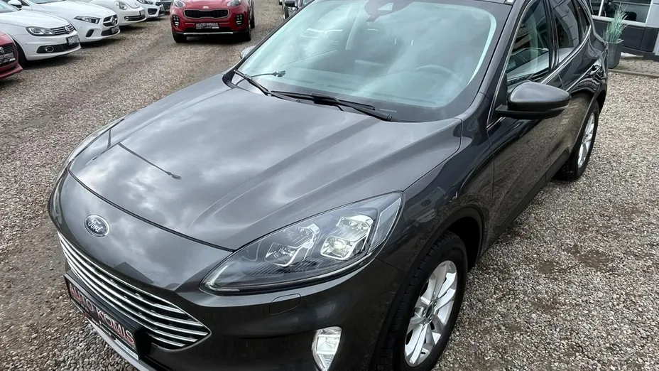 FORD Kuga -