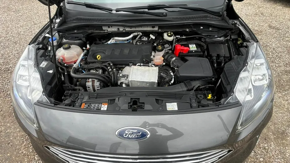 FORD Kuga -