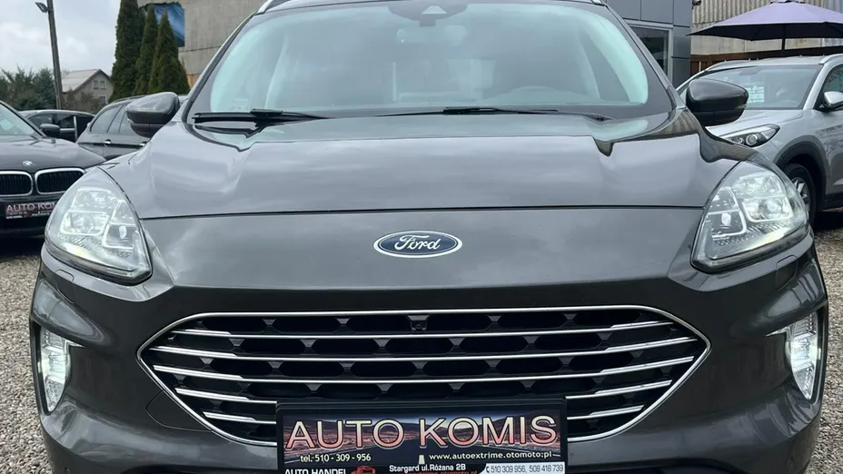 FORD Kuga -