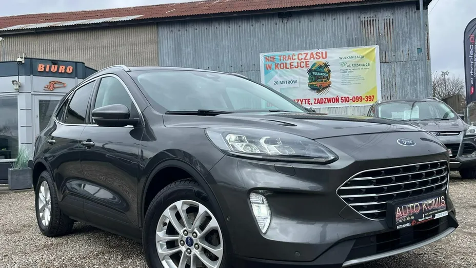 FORD Kuga -