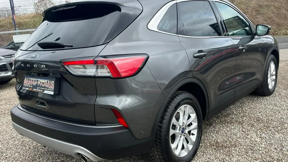 FORD Kuga -