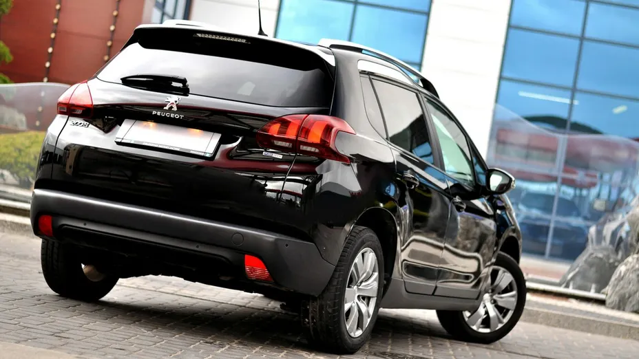 PEUGEOT 2008 -