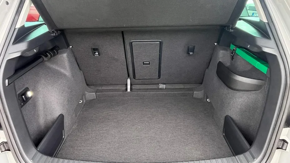 SKODA Karoq -
