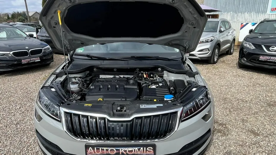 SKODA Karoq -