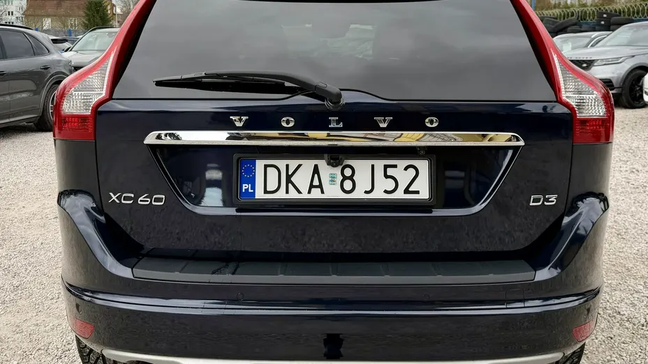 VOLVO XC60 -