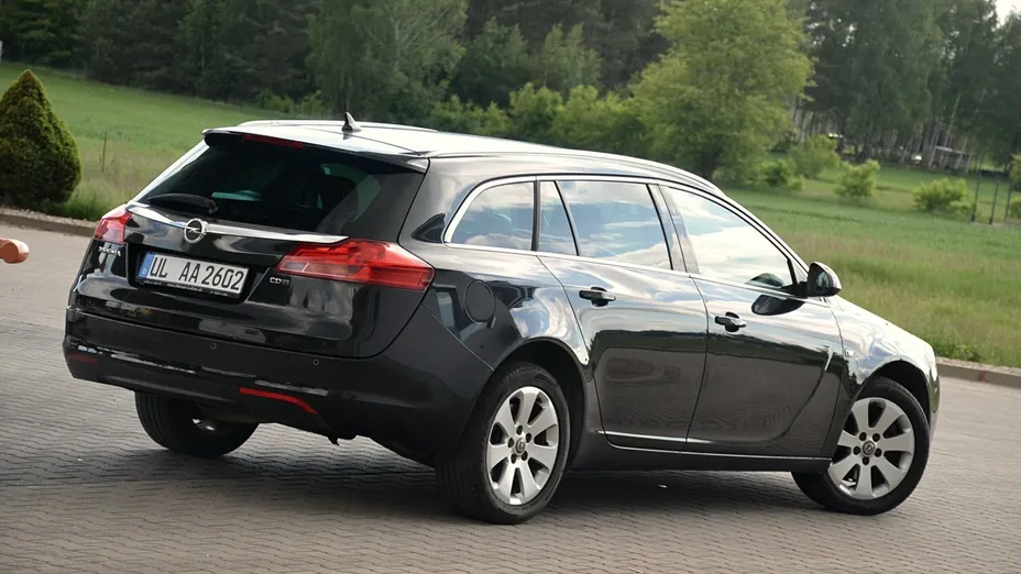 OPEL Insignia -