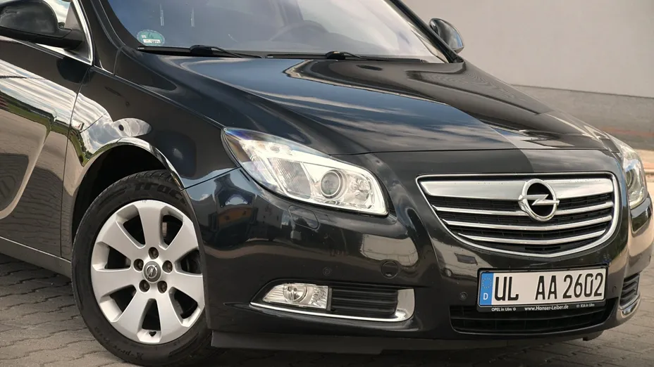 OPEL Insignia -