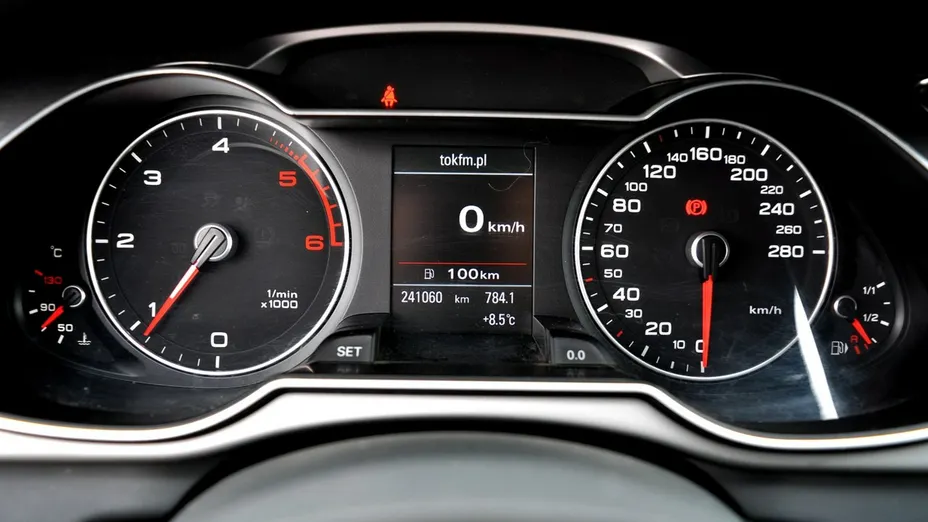 AUDI A4 -