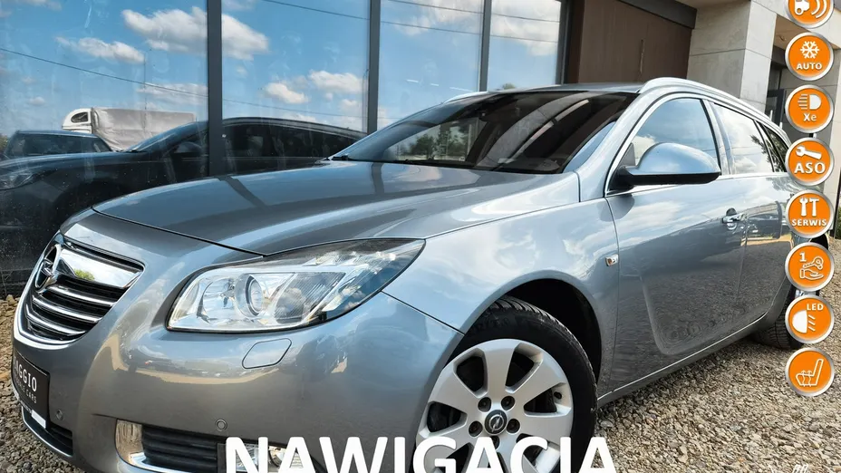 OPEL Insignia -