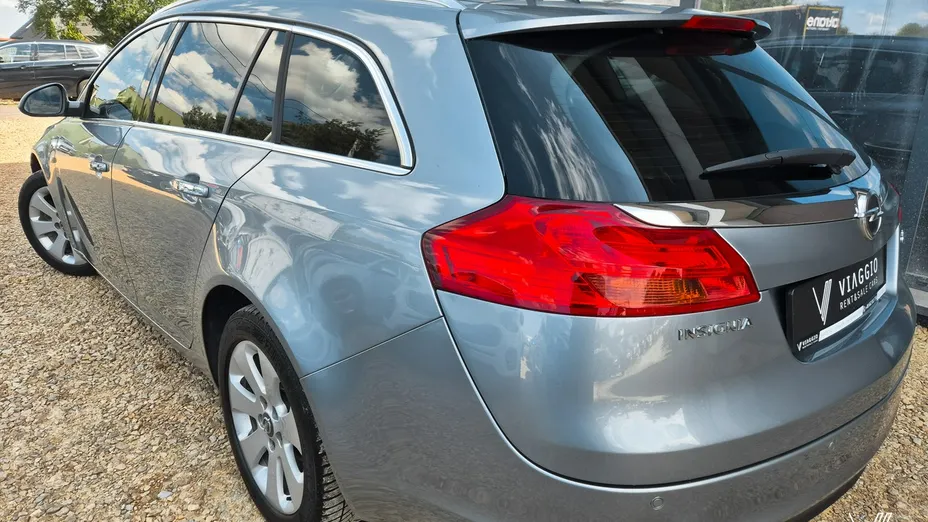 OPEL Insignia -