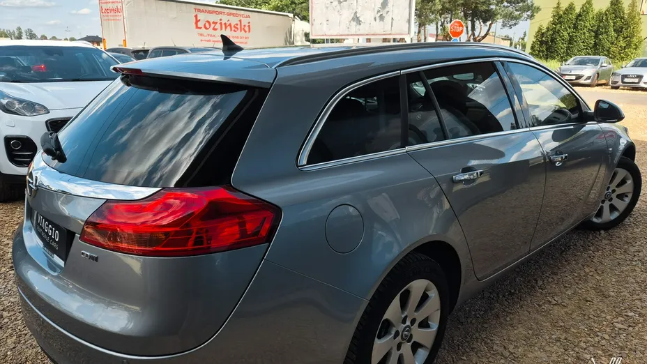 OPEL Insignia -
