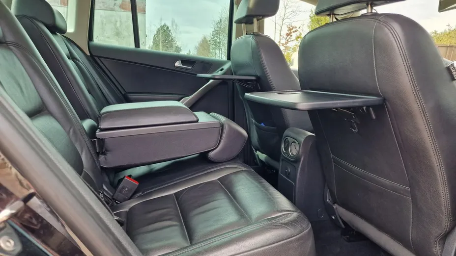 VOLKSWAGEN Tiguan -