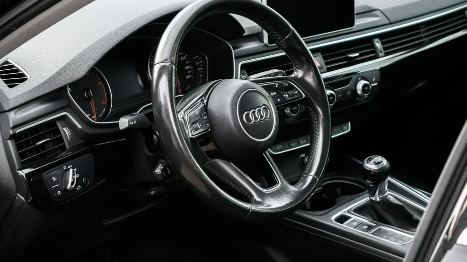 AUDI A4 Avant -