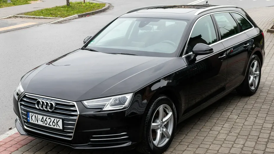 AUDI A4 Avant -