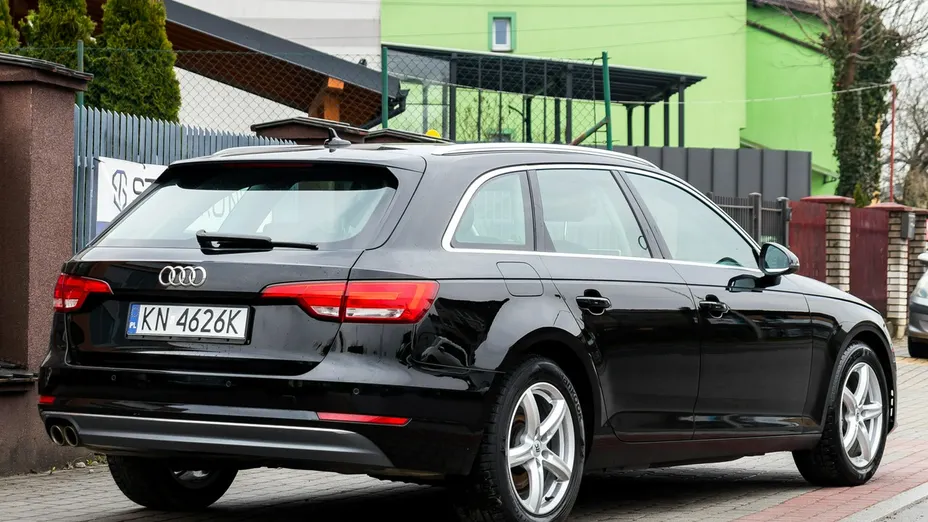 AUDI A4 Avant -
