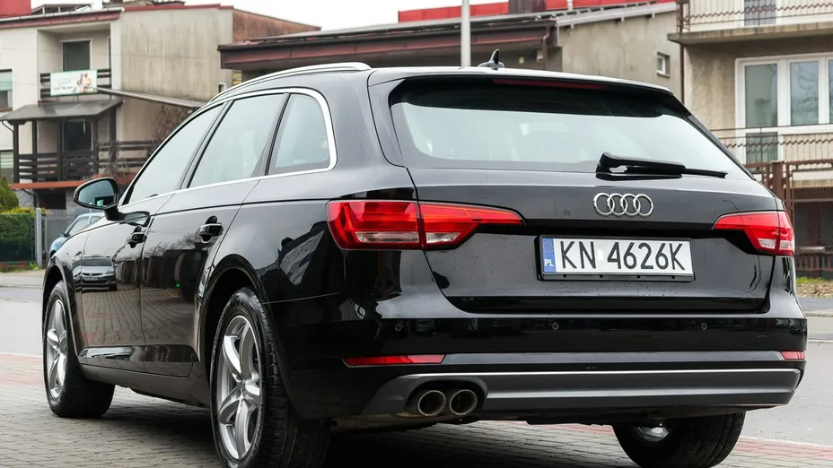 AUDI A4 Avant -