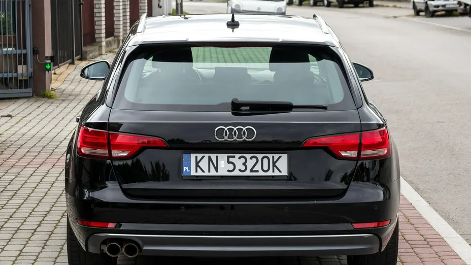 AUDI A4 Avant -