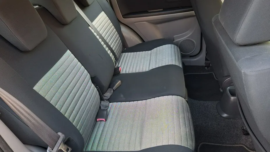 SUZUKI SX4 -