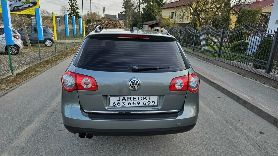 VOLKSWAGEN Passat -