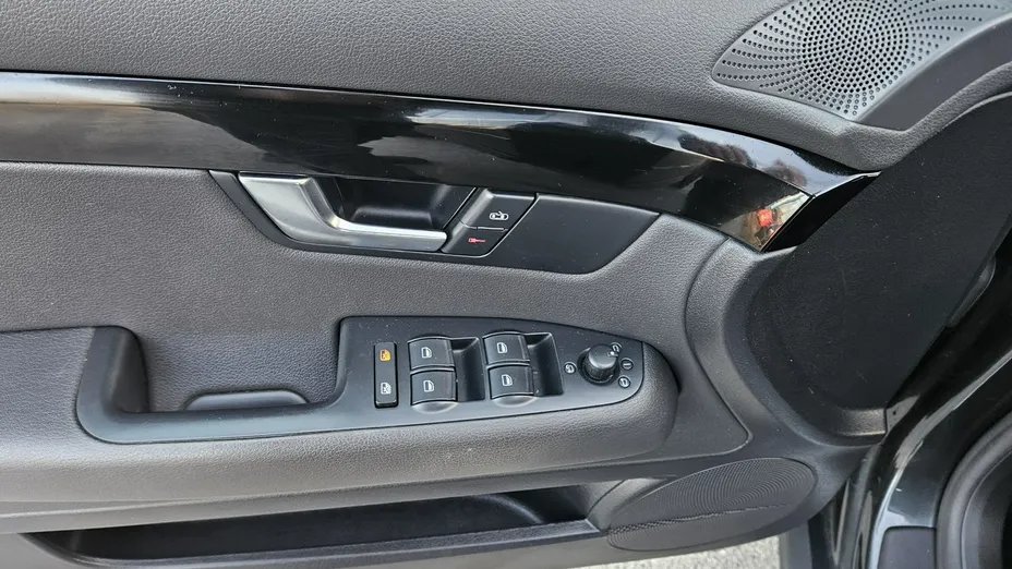 SEAT Exeo -