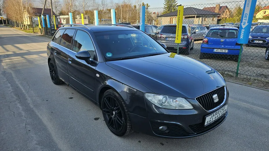 SEAT Exeo -