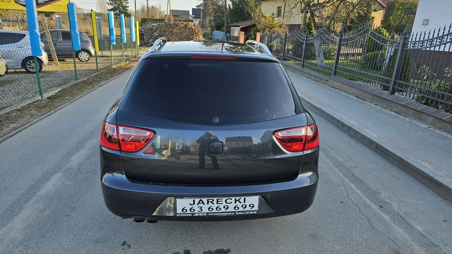SEAT Exeo -
