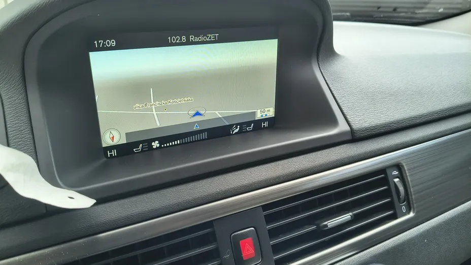 VOLVO V70 -