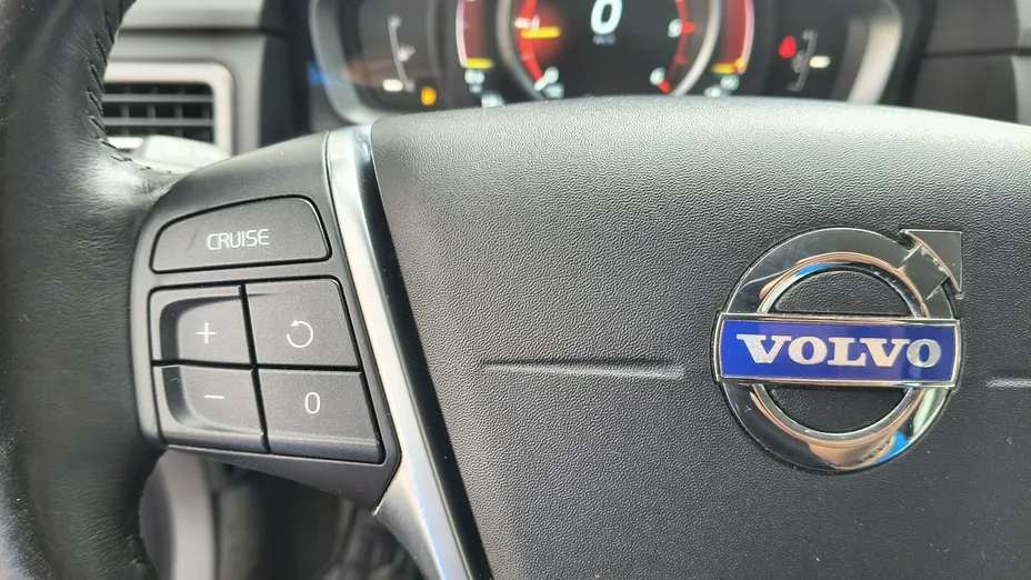 VOLVO V70 -