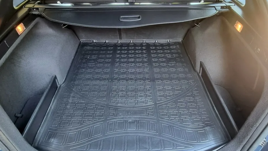 HYUNDAI i40 -