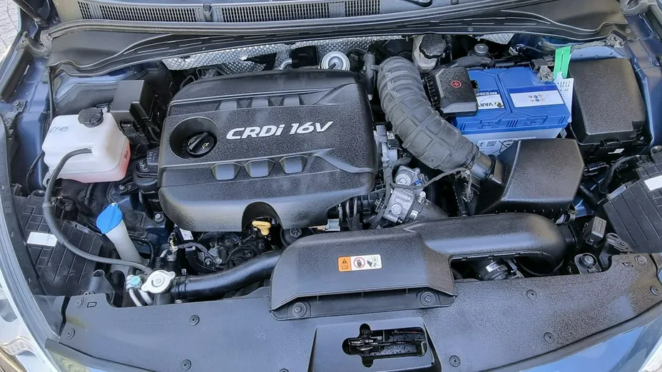 HYUNDAI i40 -
