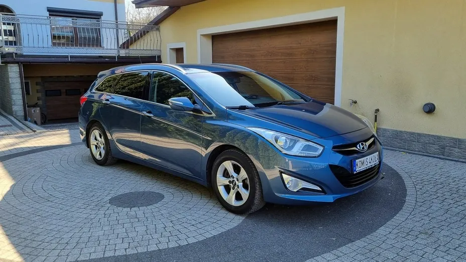 HYUNDAI i40 -