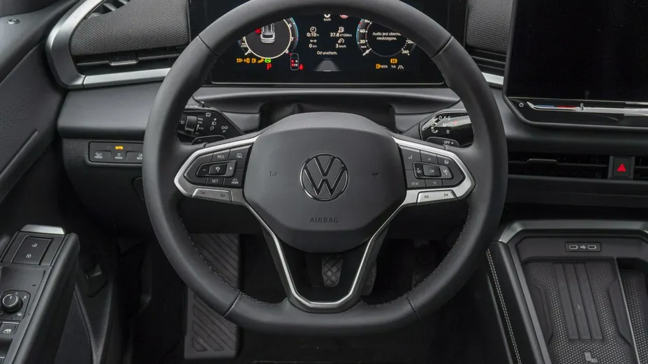 VOLKSWAGEN T-ROC -