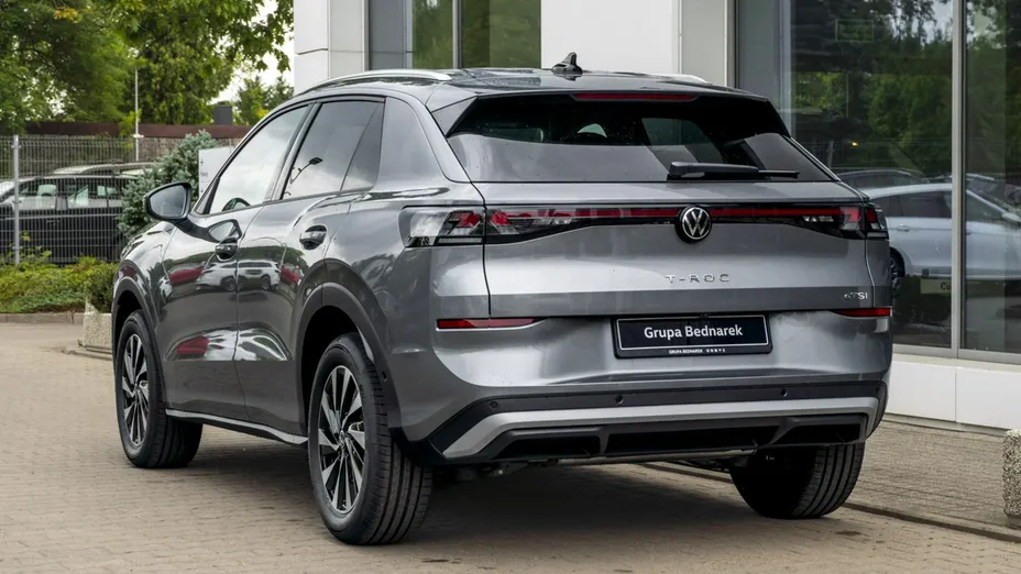 VOLKSWAGEN T-ROC -