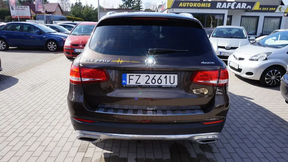 MERCEDES-BENZ GLC -