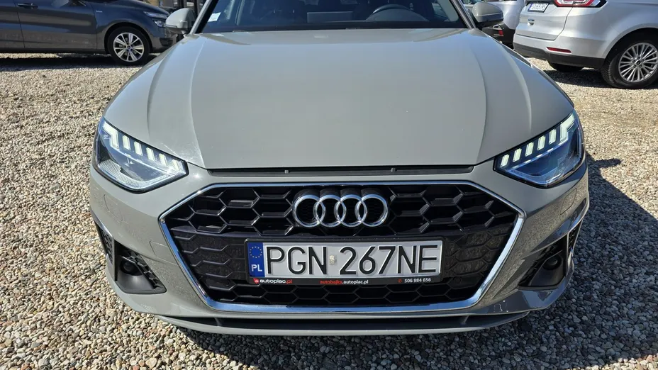 AUDI A4 -