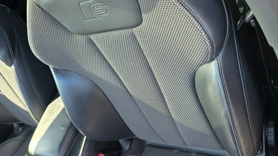 AUDI A4 -