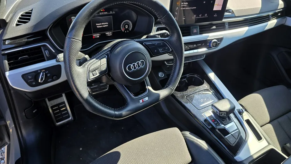 AUDI A4 -