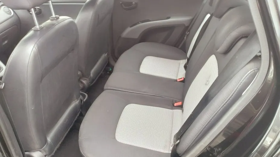 HYUNDAI i10 -