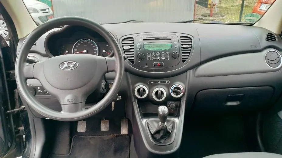 HYUNDAI i10 -