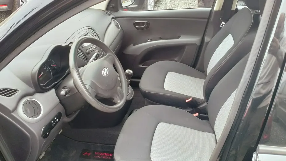 HYUNDAI i10 -