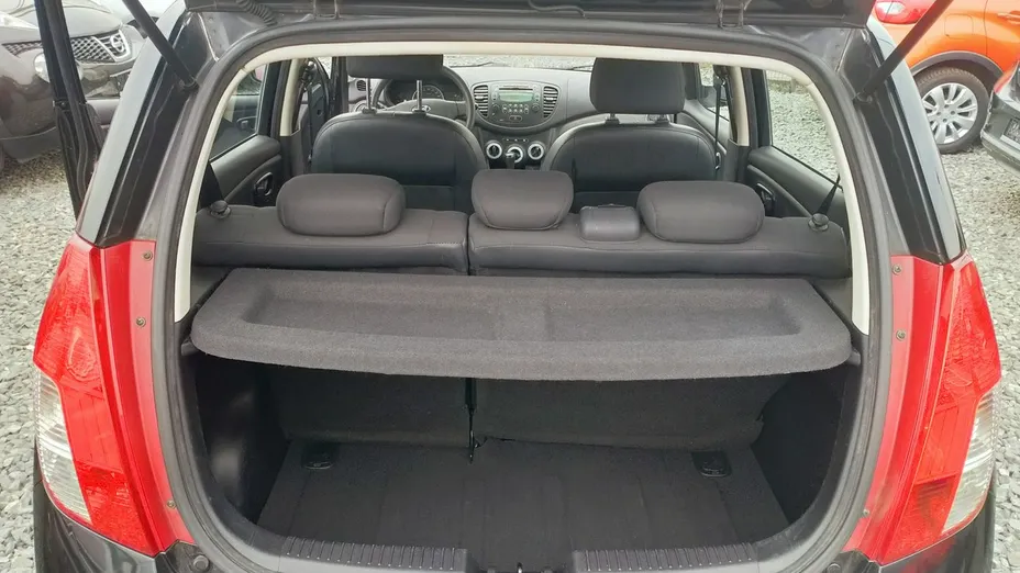HYUNDAI i10 -