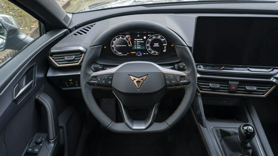 CUPRA Leon -
