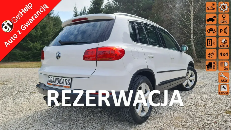 VOLKSWAGEN Tiguan -