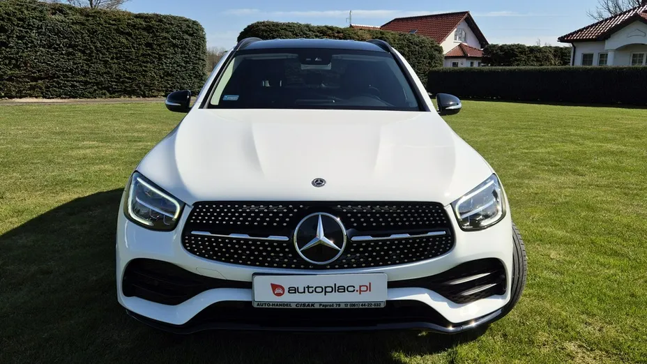 MERCEDES-BENZ GLC -